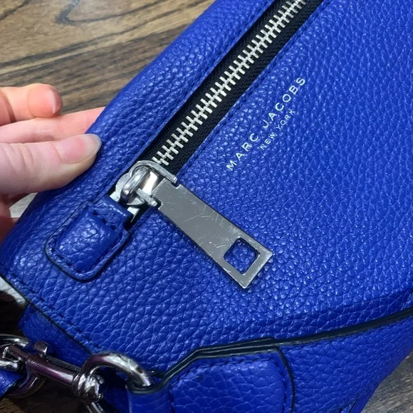 Like New Marc Jacobs Gotham City Crossbody Blue - Picture 8 of 16
